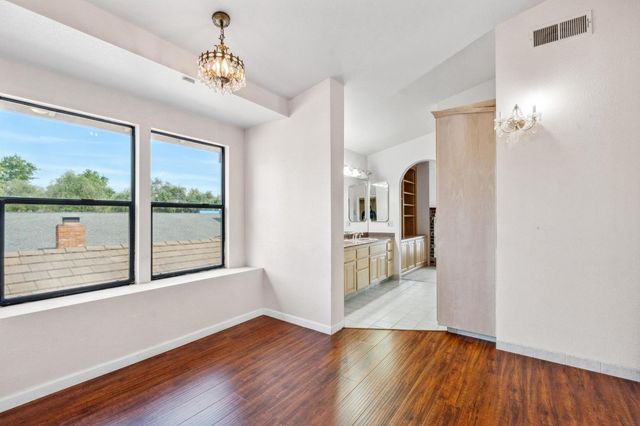 8518 Rolling Green Way, Fair Oaks, CA 95628