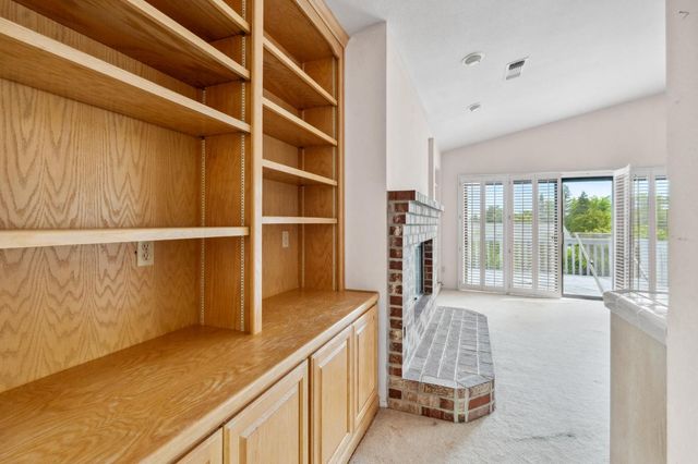 8518 Rolling Green Way, Fair Oaks, CA 95628