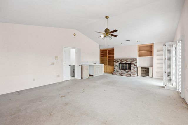 8518 Rolling Green Way, Fair Oaks, CA 95628