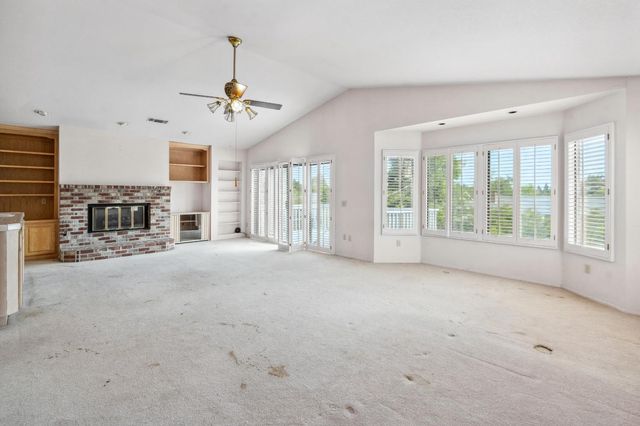 8518 Rolling Green Way, Fair Oaks, CA 95628