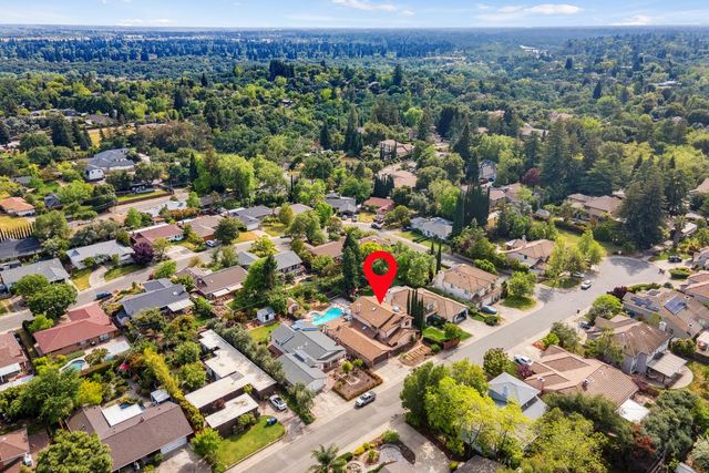 8518 Rolling Green Way, Fair Oaks, CA 95628