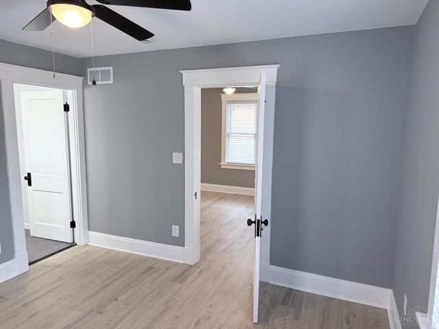 1913 Sterling Avenue, North College Hill, OH 45239