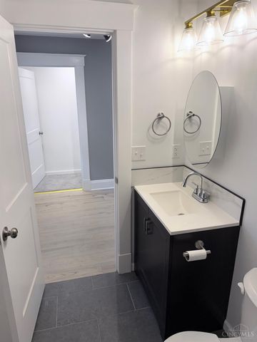 1913 Sterling Avenue, North College Hill, OH 45239