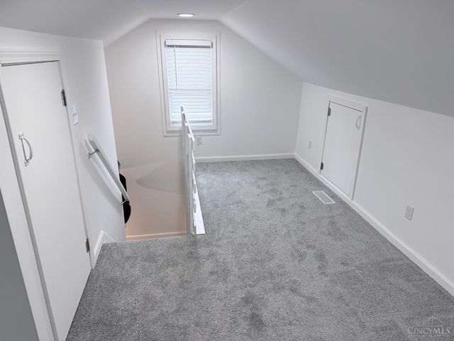 1913 Sterling Avenue, North College Hill, OH 45239