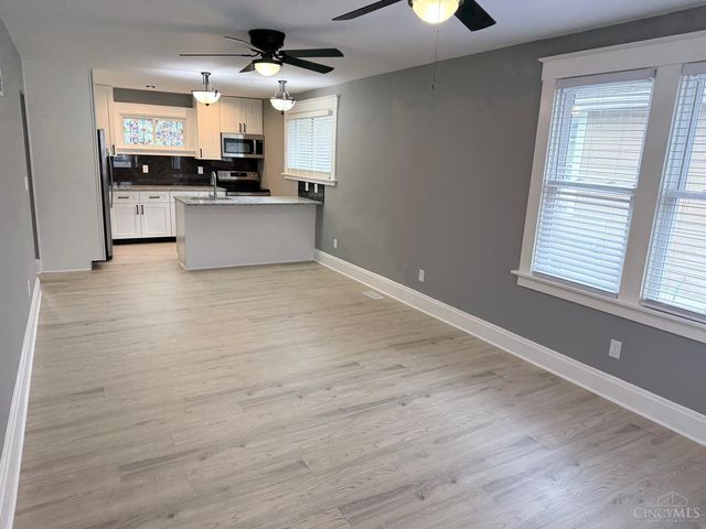 1913 Sterling Avenue, North College Hill, OH 45239