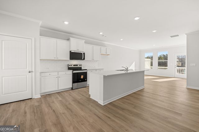 6736 Leigh Street, Flowery Branch, GA 30542