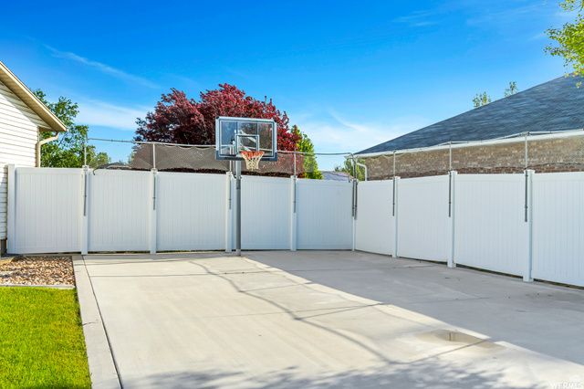 2379 W 13100 S, Riverton, UT 84065