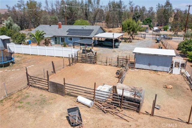21401 Ellis, Perris, CA 92570