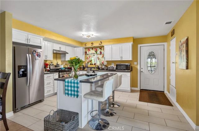 21401 Ellis, Perris, CA 92570