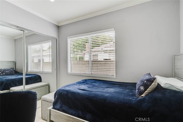 6620 Costello Avenue, Van Nuys, CA 91405