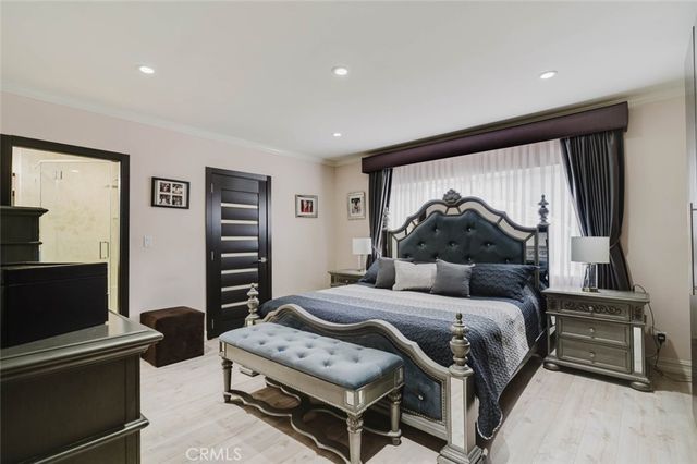 6620 Costello Avenue, Van Nuys, CA 91405