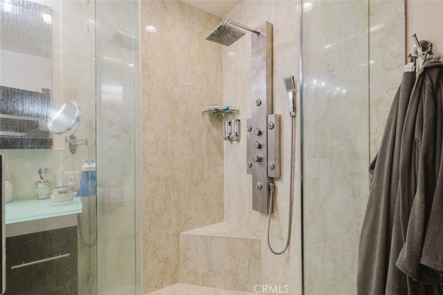 6620 Costello Avenue, Van Nuys, CA 91405