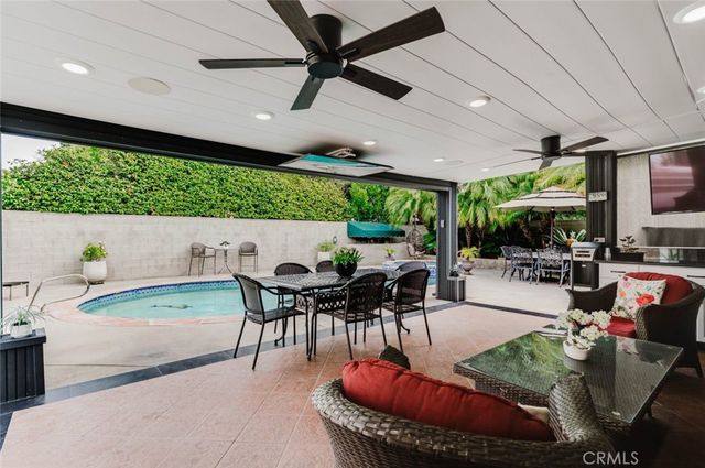 6620 Costello Avenue, Van Nuys, CA 91405