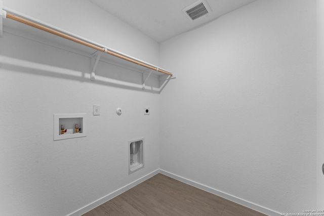 7318 Brownleaf Dr, San Antonio, TX 78227