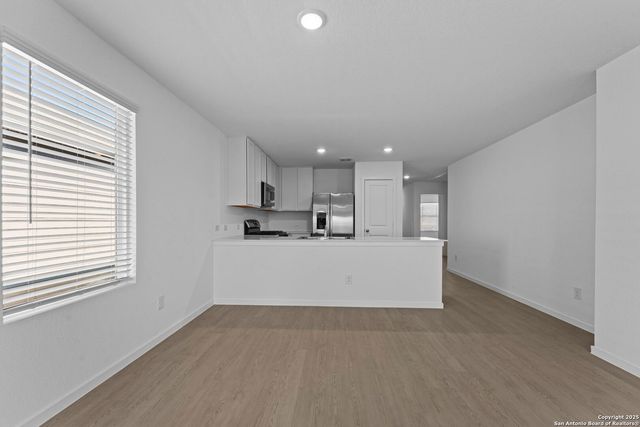 7318 Brownleaf Dr, San Antonio, TX 78227