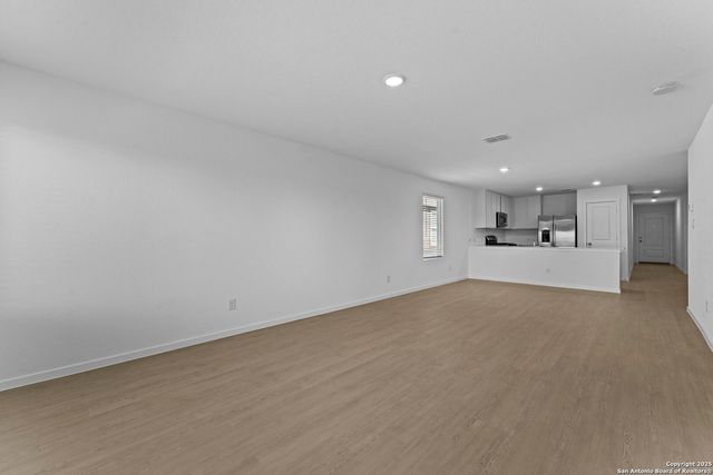 7318 Brownleaf Dr, San Antonio, TX 78227