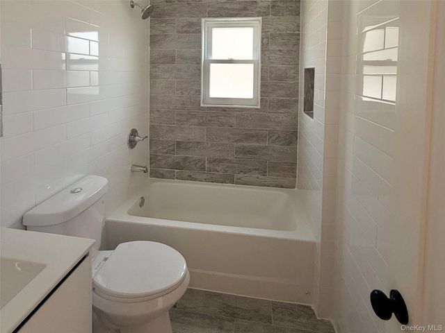 342 E 234th Street E 1, Bronx, NY 10470