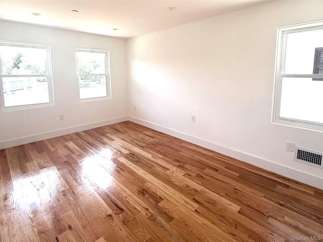 342 E 234th Street E 1, Bronx, NY 10470