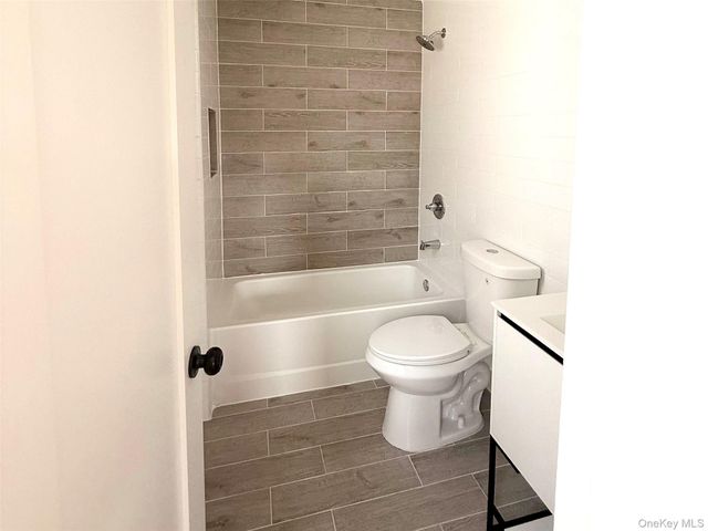 342 E 234th Street E 1, Bronx, NY 10470