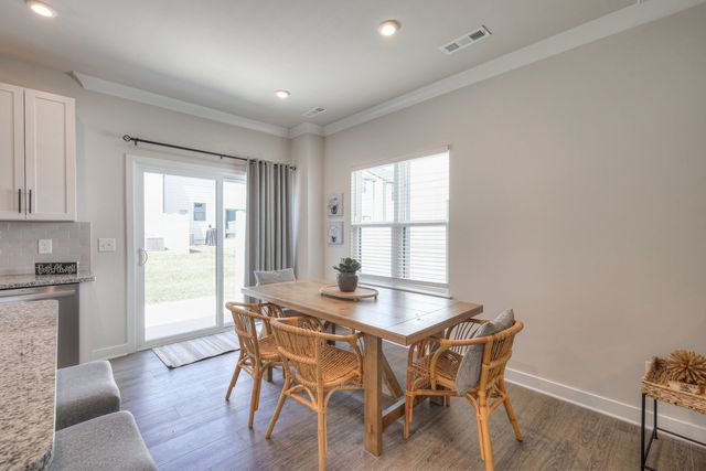 2013 Walnut Ln, Gallatin, TN 37066