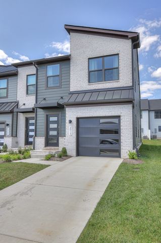 2013 Walnut Ln, Gallatin, TN 37066