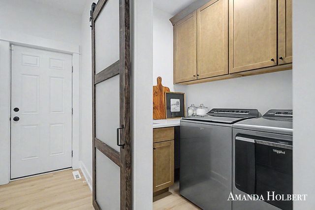 11364 Stout Avenue NE, Rockford, MI 49341