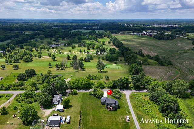 11364 Stout Avenue NE, Rockford, MI 49341