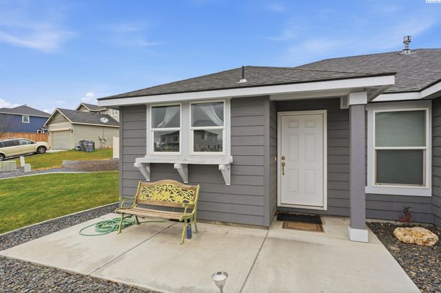 6101 Turf Paradise Dr., Pasco, WA 99301