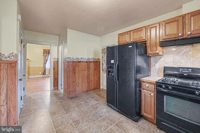 1029 4TH AVE, Harrisburg, PA 17113