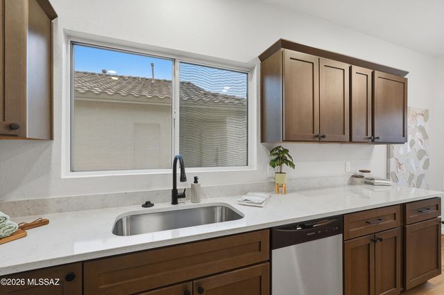 7422 W River Rim Place, Tucson, AZ 85743