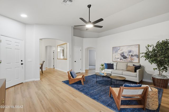 7422 W River Rim Place, Tucson, AZ 85743