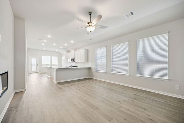 4017 Lakefield Drive, Heartland, TX 75114