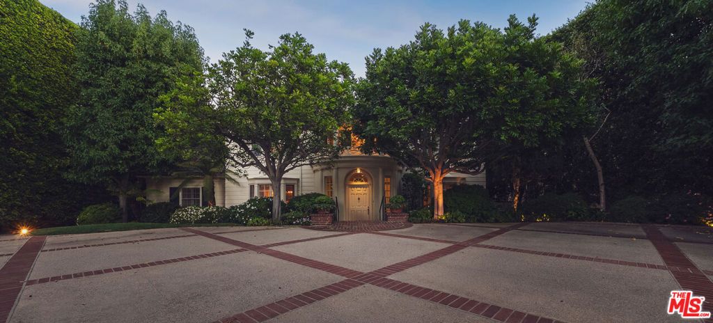 524 N Rockingham Avenue, Los Angeles, CA 90049 — photo 2