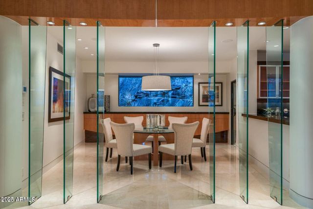 4550 E FOOTHILL Drive, Paradise Valley, AZ 85253