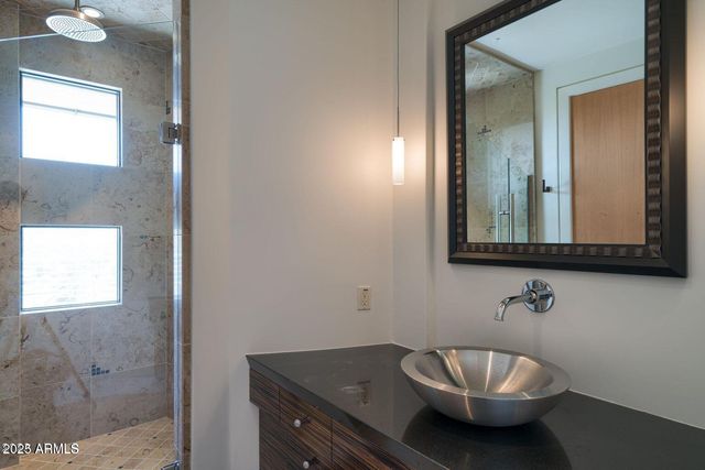 4550 E FOOTHILL Drive, Paradise Valley, AZ 85253