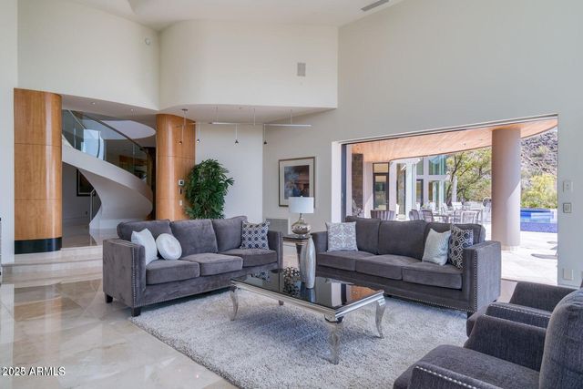 4550 E FOOTHILL Drive, Paradise Valley, AZ 85253