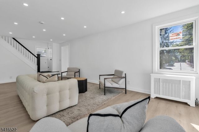 288 Harrison St, Nutley Twp., NJ 07110