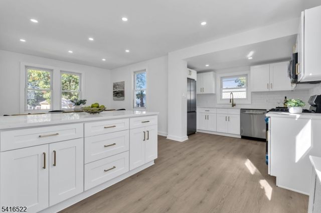 288 Harrison St, Nutley Twp., NJ 07110