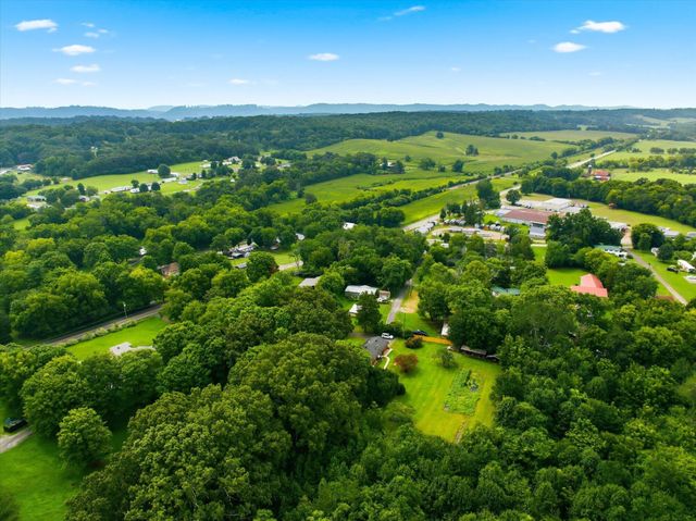 3864 U.S. 11, Riceville, TN 37370