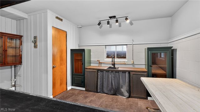3289 Cricket Drive, Youngstown, OH 44511