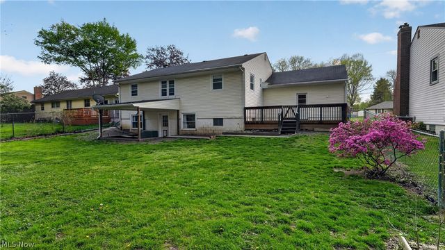 3289 Cricket Drive, Youngstown, OH 44511