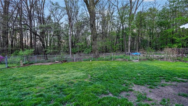 3289 Cricket Drive, Youngstown, OH 44511
