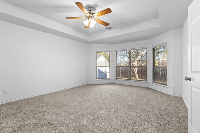 6136 Lochmoor Drive, Fort Worth, TX 76179