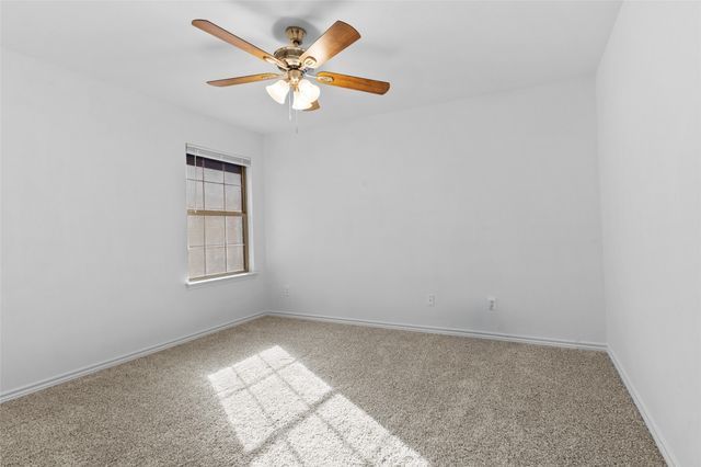 6136 Lochmoor Drive, Fort Worth, TX 76179