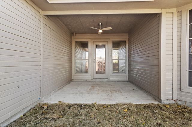 6136 Lochmoor Drive, Fort Worth, TX 76179