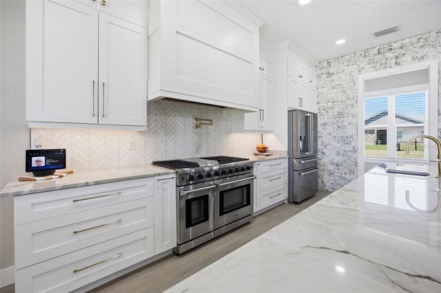 9665 SE 61ST TERRACE, Belleview, FL 34420