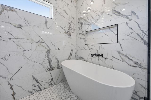 9665 SE 61ST TERRACE, Belleview, FL 34420