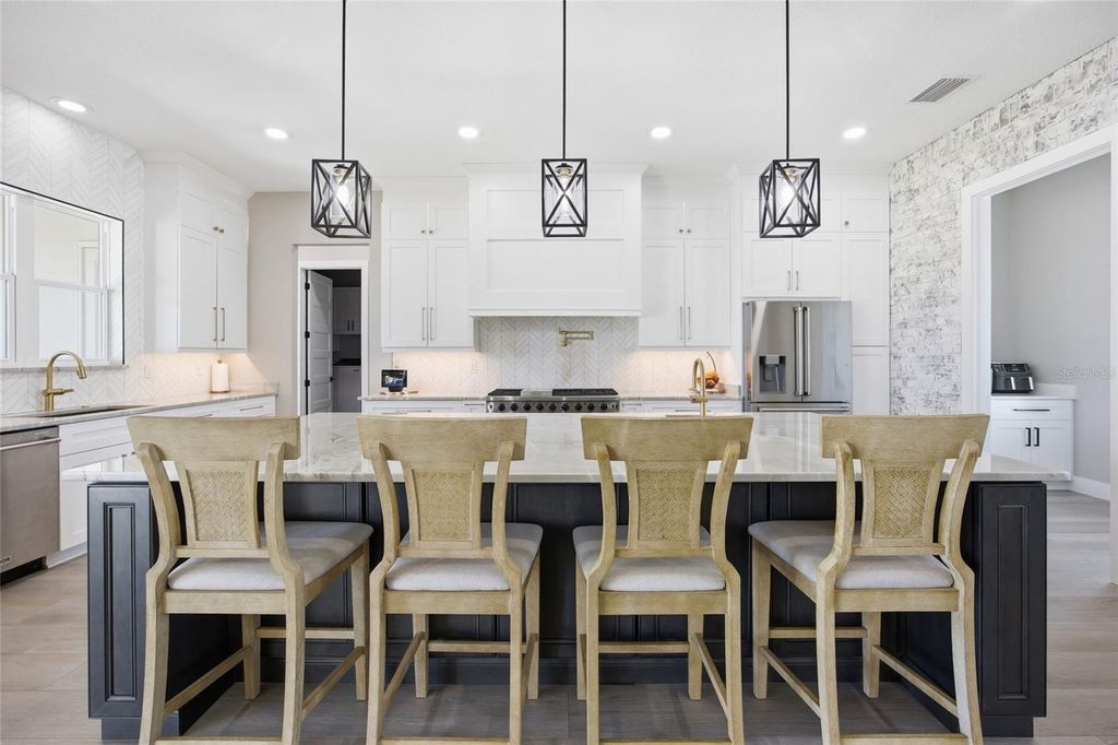 Image 17 of property listing at 9665 SE 61ST TERRACE, Belleview, FL 34420