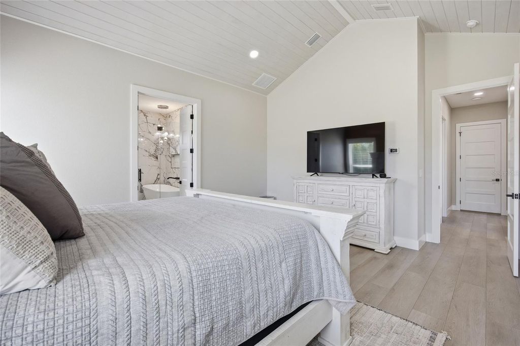 Image 39 of property listing at 9665 SE 61ST TERRACE, Belleview, FL 34420