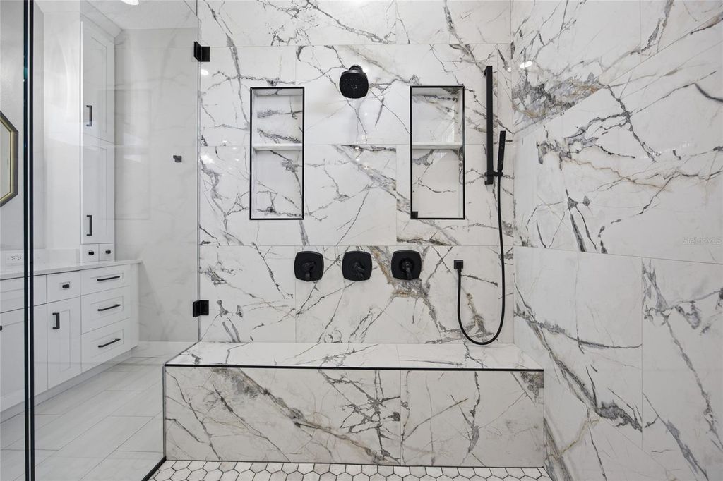 Image 43 of property listing at 9665 SE 61ST TERRACE, Belleview, FL 34420